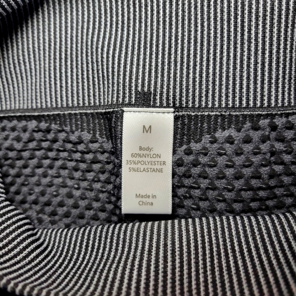 WORK OUT SET - Picture 3 of 8